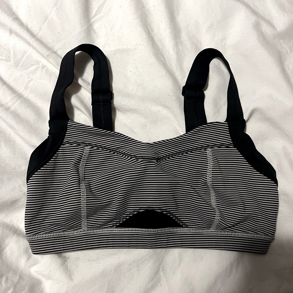 Vintage Lulu Lemon Black and White Striped Sports Bra Size 8